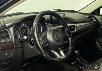Подержанный автомобиль Mazda 6 Sedan 2017 года (9 фото)