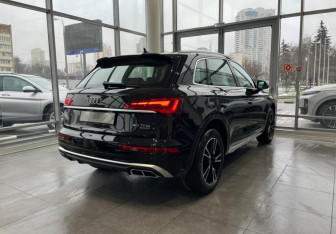 Новый Audi Q5 2025 (4 фото)