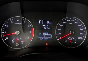 Подержанный автомобиль Kia Rio Hatchback 2021 года (13 фото)