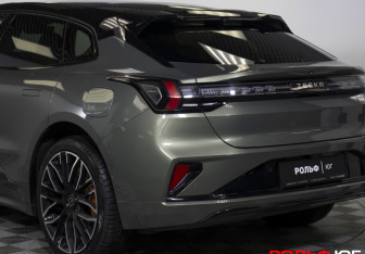 Подержанный автомобиль Zeekr 001 2024 года (23 фото)