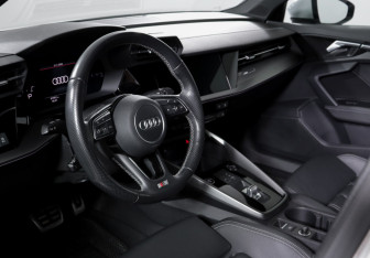 Подержанный автомобиль Audi A3 Sedan 2021 года (14 фото)