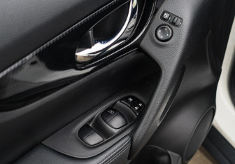 Подержанный автомобиль Nissan X-Trail 2020 года (17 фото)