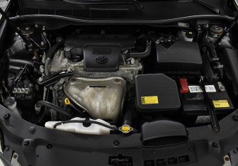 Подержанный автомобиль Toyota Camry Sedan 2012 года (8 фото)