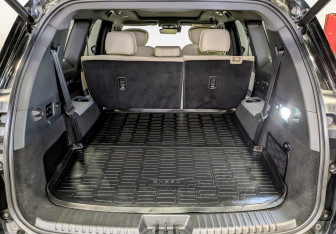 Подержанный автомобиль Exeed VX 2024 года (10 фото)