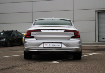 Подержанный автомобиль Volvo S90 2020 года (6 фото)