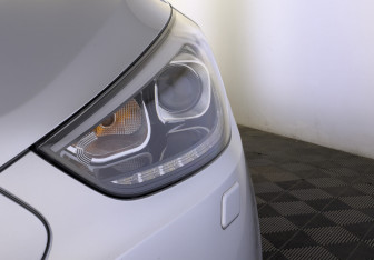 Подержанный автомобиль Hyundai ix35 2014 года (11 фото)