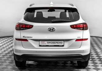 Подержанный автомобиль Hyundai Tucson 2019 года (6 фото)