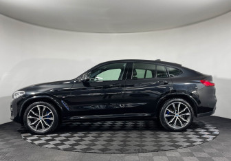 Подержанный автомобиль BMW X4 2019 года (5 фото)