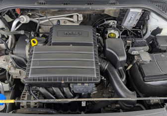 Подержанный автомобиль Skoda Rapid Liftback 2022 года (9 фото)