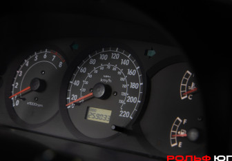 Подержанный автомобиль Kia Spectra Sedan 2006 года (9 фото)