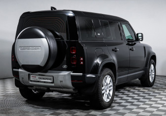 Подержанный автомобиль Land Rover Defender Suv 2021 года (5 фото)