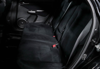 Подержанный автомобиль Honda Civic Hatchback 2007 года (10 фото)