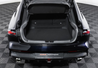 Подержанный автомобиль Changan UNI-V 2023 года (10 фото)