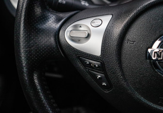 Подержанный автомобиль Nissan Juke 2013 года (22 фото)