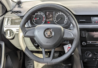 Подержанный автомобиль Skoda Rapid Liftback 2019 года (21 фото)