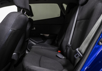 Подержанный автомобиль Kia Rio Hatchback 2012 года (13 фото)