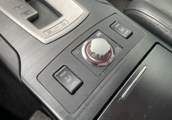 Подержанный автомобиль Subaru Legacy Wagon 2011 года (16 фото)
