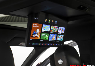 Подержанный автомобиль LiXiang L9 2023 года (18 фото)