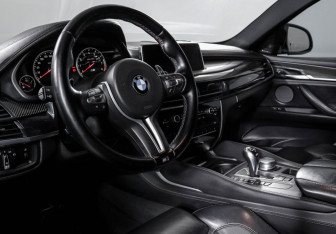 Подержанный автомобиль BMW X6 M 2017 года (14 фото)