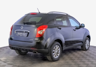 Подержанный автомобиль SsangYong Actyon 2013 года (5 фото)