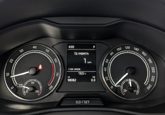 Подержанный автомобиль Skoda Rapid Liftback 2020 года (16 фото)