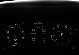 Подержанный автомобиль Land Rover Defender Suv 2022 года (12 фото)