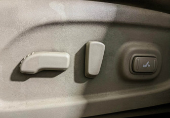 Подержанный автомобиль Infiniti JX 2013 года (16 фото)