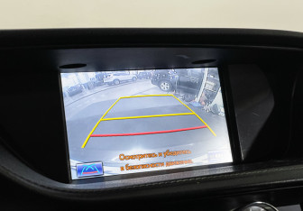 Подержанный автомобиль Lexus ES 2014 года (17 фото)