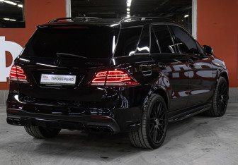 Подержанный автомобиль Mercedes-Benz GLE AMG 2018 года (5 фото)