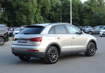 Подержанный автомобиль Audi Q3 2012 года (5 фото)