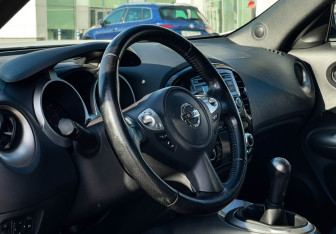 Подержанный автомобиль Nissan Juke 2014 года (13 фото)