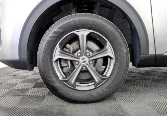 Подержанный автомобиль Haval F7 2021 года (18 фото)