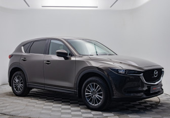 Подержанный автомобиль Mazda CX-5 2017 года (7 фото)