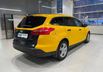Подержанный автомобиль Ford Focus Wagon 2016 года (4 фото)