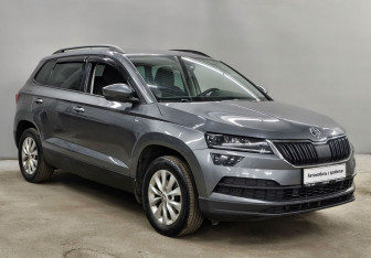 Подержанный автомобиль Skoda Karoq 2020 года (3 фото)
