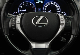 Подержанный автомобиль Lexus RX 2013 года (10 фото)