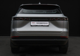 Подержанный автомобиль Omoda C7 2025 года (6 фото)