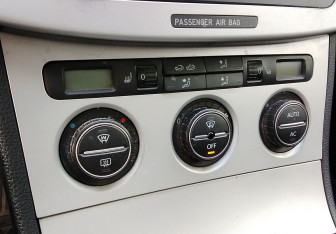 Подержанный автомобиль Volkswagen Passat Wagon 2008 года (16 фото)
