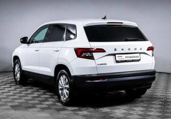 Подержанный автомобиль Skoda Karoq 2020 года (7 фото)