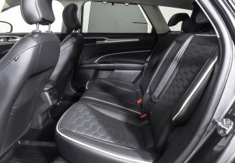 Подержанный автомобиль Ford Mondeo Wagon 2018 года (19 фото)