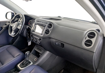 Подержанный автомобиль Volkswagen Tiguan 2016 года (11 фото)