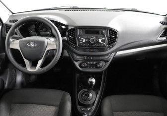 Подержанный автомобиль LADA (ВАЗ) Vesta Sedan 2016 года (6 фото)