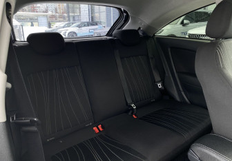 Подержанный автомобиль Opel Corsa 2008 года (20 фото)