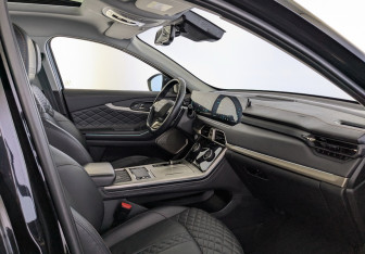 Подержанный автомобиль Exeed TXL 2022 года (11 фото)