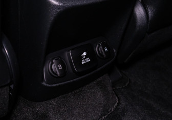 Подержанный автомобиль Hyundai Santa Fe 2019 года (11 фото)