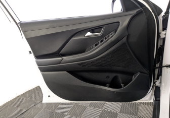 Подержанный автомобиль Hyundai Creta 2022 года (19 фото)