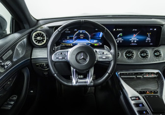 Подержанный автомобиль Mercedes-Benz AMG GT Liftback 2021 года (12 фото)