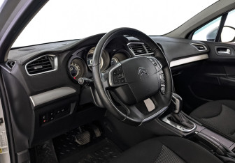 Подержанный автомобиль Citroen C4 Sedan 2020 года (15 фото)