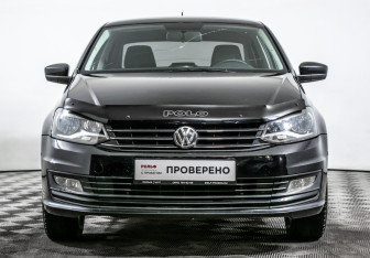 Подержанный автомобиль Volkswagen Polo Sedan 2017 года (2 фото)