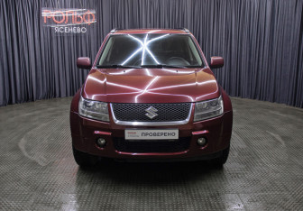 Подержанный автомобиль Suzuki Grand Vitara 2005 года (2 фото)